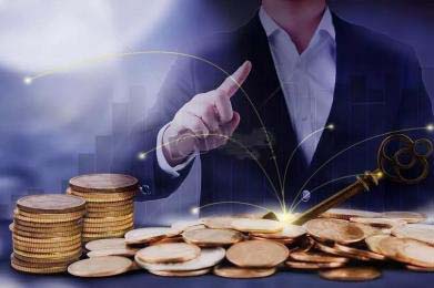 中东局势成焦点 金价突破5000美元