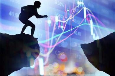 视频|南方基金元旦贺词：策马奋蹄穿越周期，笃行致远共赴新程